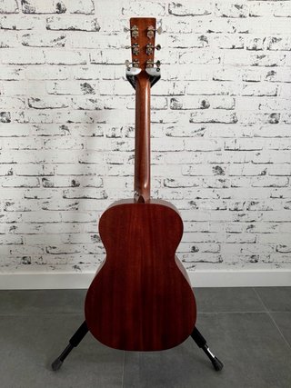 Martin 00-10E Jason Isbell
