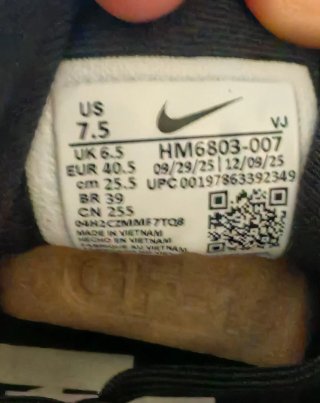 Nike Vomero 18 Talla 40.5