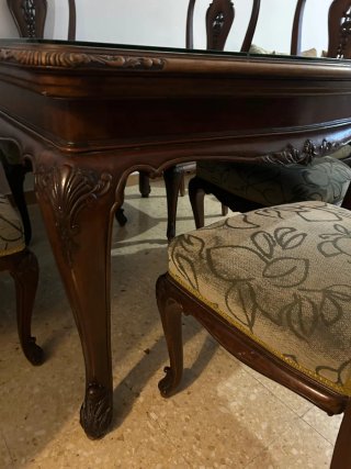 Mesa de comedor y 6 sillas