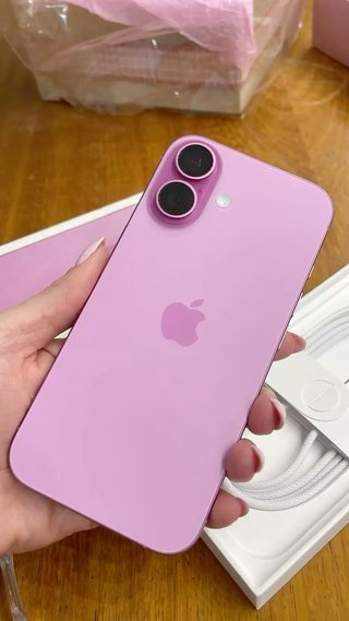 iPhone 16