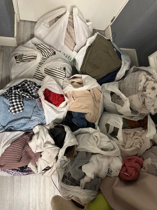 Bolsas de ropa variada