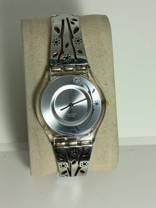 Reloj Swatch Skin Luludia