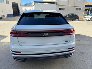 Audi Q8 S-Line 2019