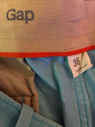 Bermudas hombre GAP color azul turquesa