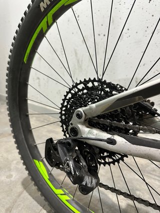 Bicicleta Merida one-fourty All Mountain/Enduro