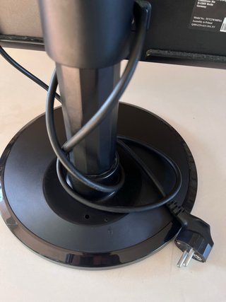 Monitor AOC 2217Pwc 22 con Webcam
