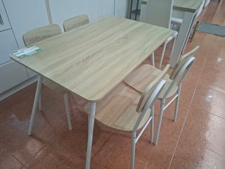 MESA Y 4 SILLAS, COMEDOR, COCINA, HOSTELRIA NUEVO