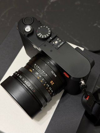 Leica Q3 Fotocamera Digitale Nera
