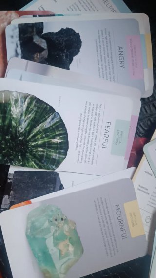 Oráculo de Cristales: 50 Cartas