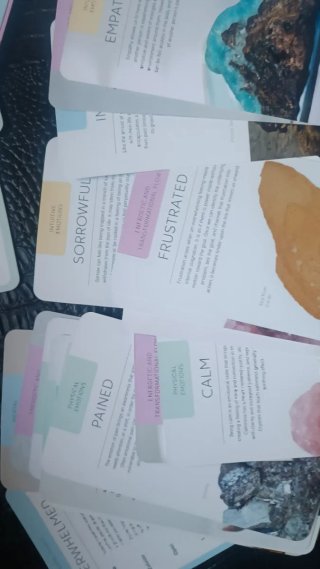 Oráculo de Cristales: 50 Cartas