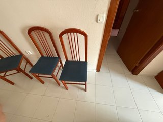 Todos los muebles y laparas y todo lo que se ve