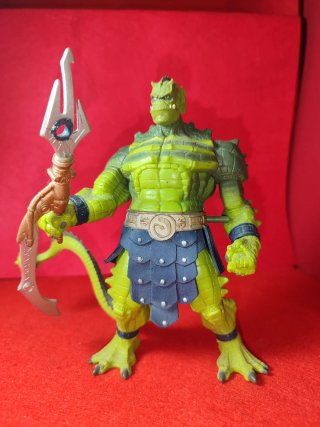 Figura Whiplash 200x