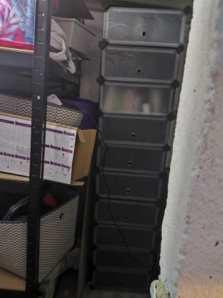 Estantería modular de plástico negra