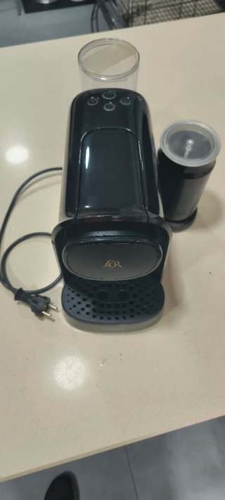 Cafetera LOR Barista Philips Negra