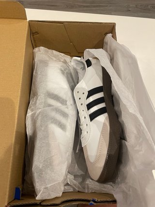 Adidas Samba Talla 39 Beige/Blanco