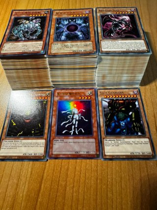 Lotto carte Yu-Gi-Oh!