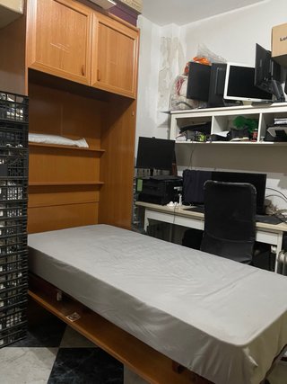 Armario de madera con Cama