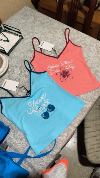 2 Camisetas Bershka sin estrenar