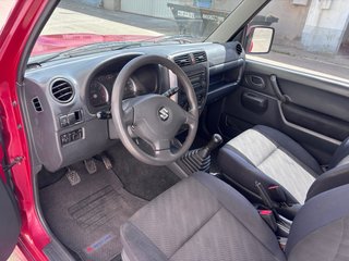 Suzuki Jimny 2013