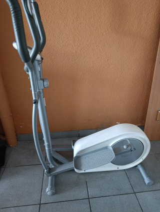Bicicleta Elíptica Gris y Blanca