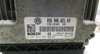 Centralita volkswagen 03g906021kh golf v 1040567