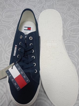 Tenis Tommy Jeans Azul Marino y Blanco