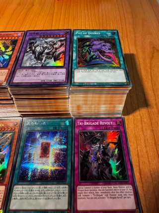 Lotto carte Yu-Gi-Oh! - Pot of Desires, Tri-Brigad