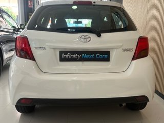 Toyota Yaris 2015