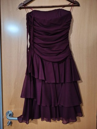 Vestido fiesta/ceremonia morado corto.