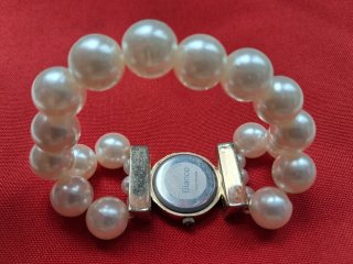 Reloj pulsera perlas dorado