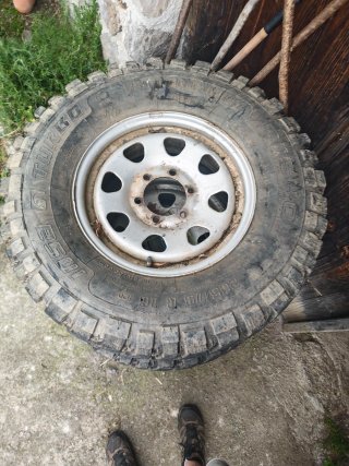 Llantas Nissan Terrano 2