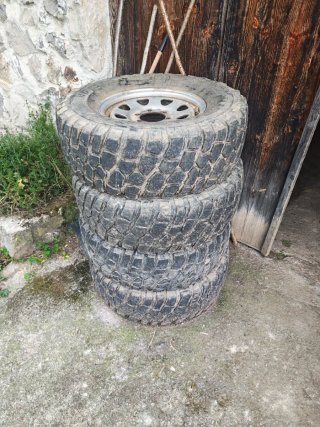 Llantas Nissan Terrano 2
