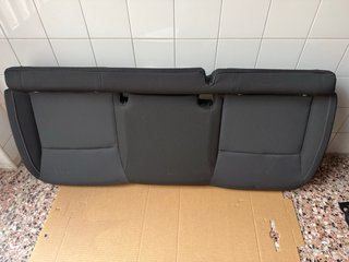 Asientos traseros y bandeja coche dacia