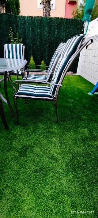 Conjunto mesa,sillas exterior cristal y cojines