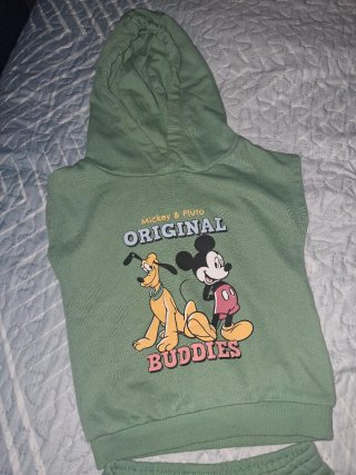 Conjunto Sudadera y Pantalón Corto Mickey Niño