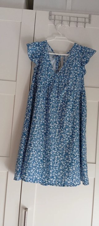Vestido mini floral azul y blanco