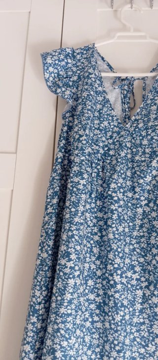 Vestido mini floral azul y blanco