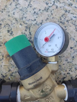 Válvula reductora presión Honeywell