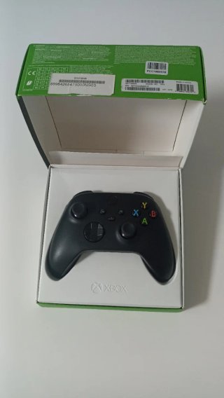 Mando Xbox Series Carbon Black