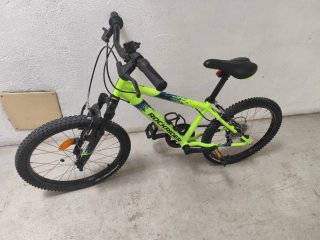 Bicicleta infantil Rockrider verde