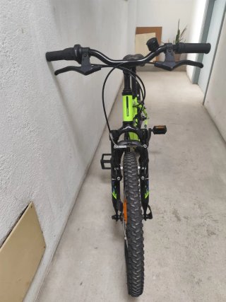 Bicicleta infantil Rockrider verde