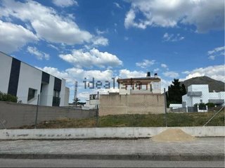 Terreno urbano (solar)