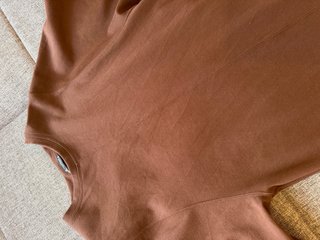 Vestido marrón de manga 3/4