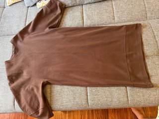 Vestido marrón de manga 3/4