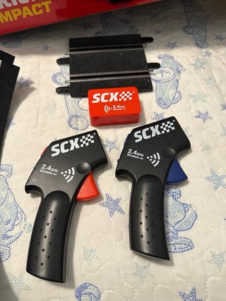 Scalextric Compact Formula Race to Win