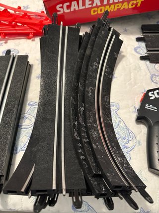 Scalextric Compact Formula Race to Win