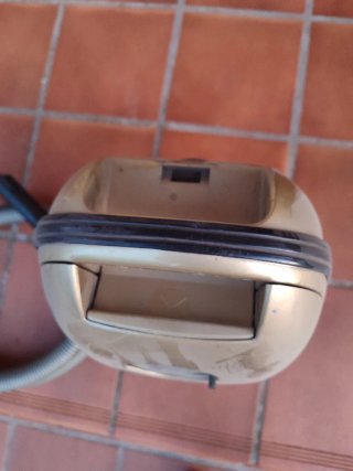 Aspiradora Solac 1500W