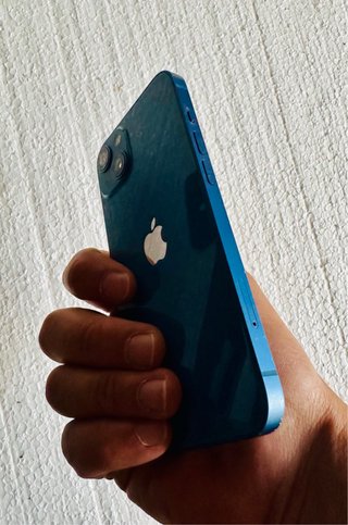 iPhone 13