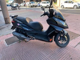 Kymco Super Dink 125i Negra/Gris