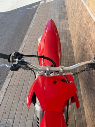 Moto Gas Gas MC Roja